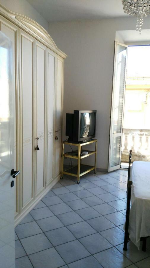 Whole Holiday Home Apartment Splendid Civitavecchia Da Pamino & Priscilla מראה חיצוני תמונה